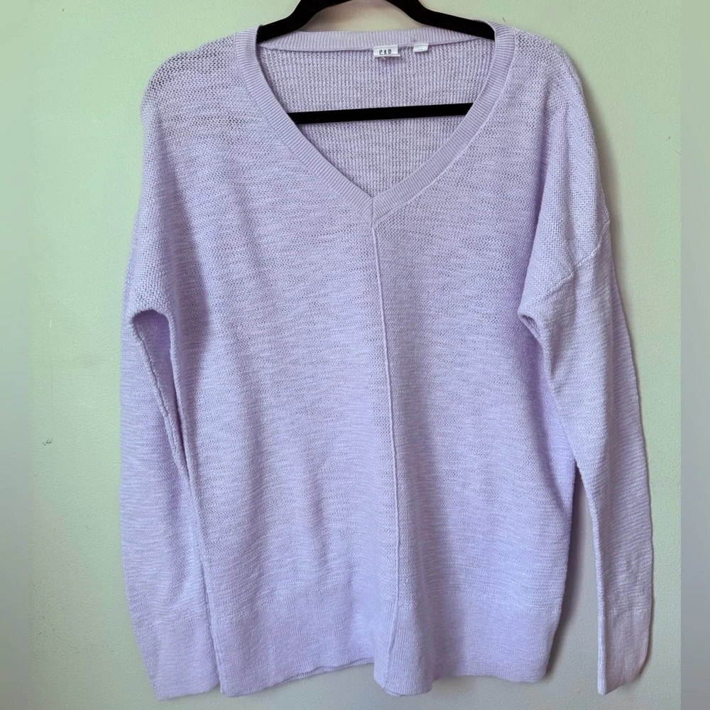 GAP Light Purple V-Neck Women's Cotton Sweater - Picture 4 of 5